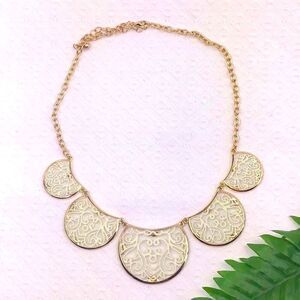 Cream Lace Collar Necklace 